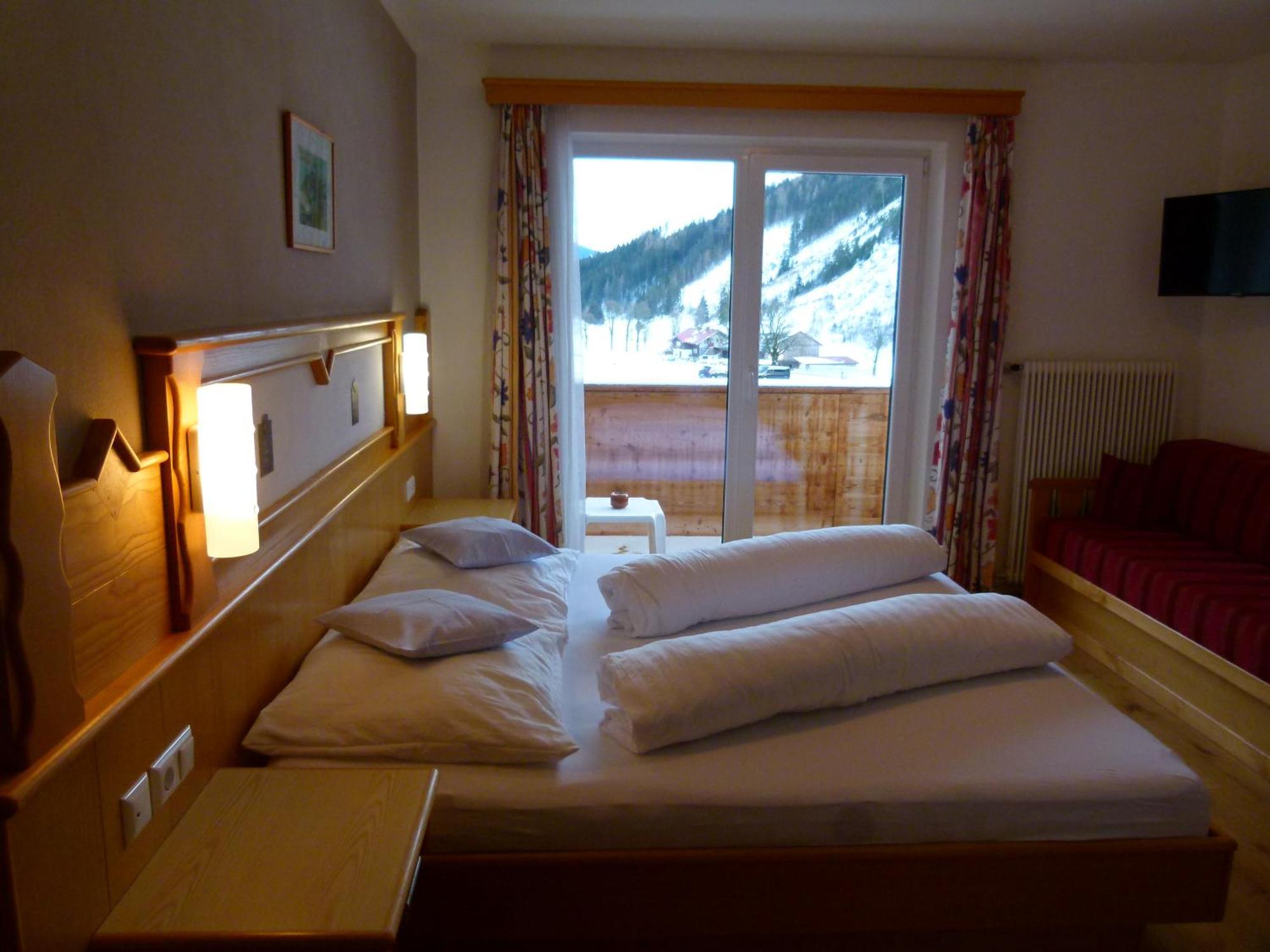 Montanara Apartment & Zimmer Ramsau am Dachstein Exterior foto