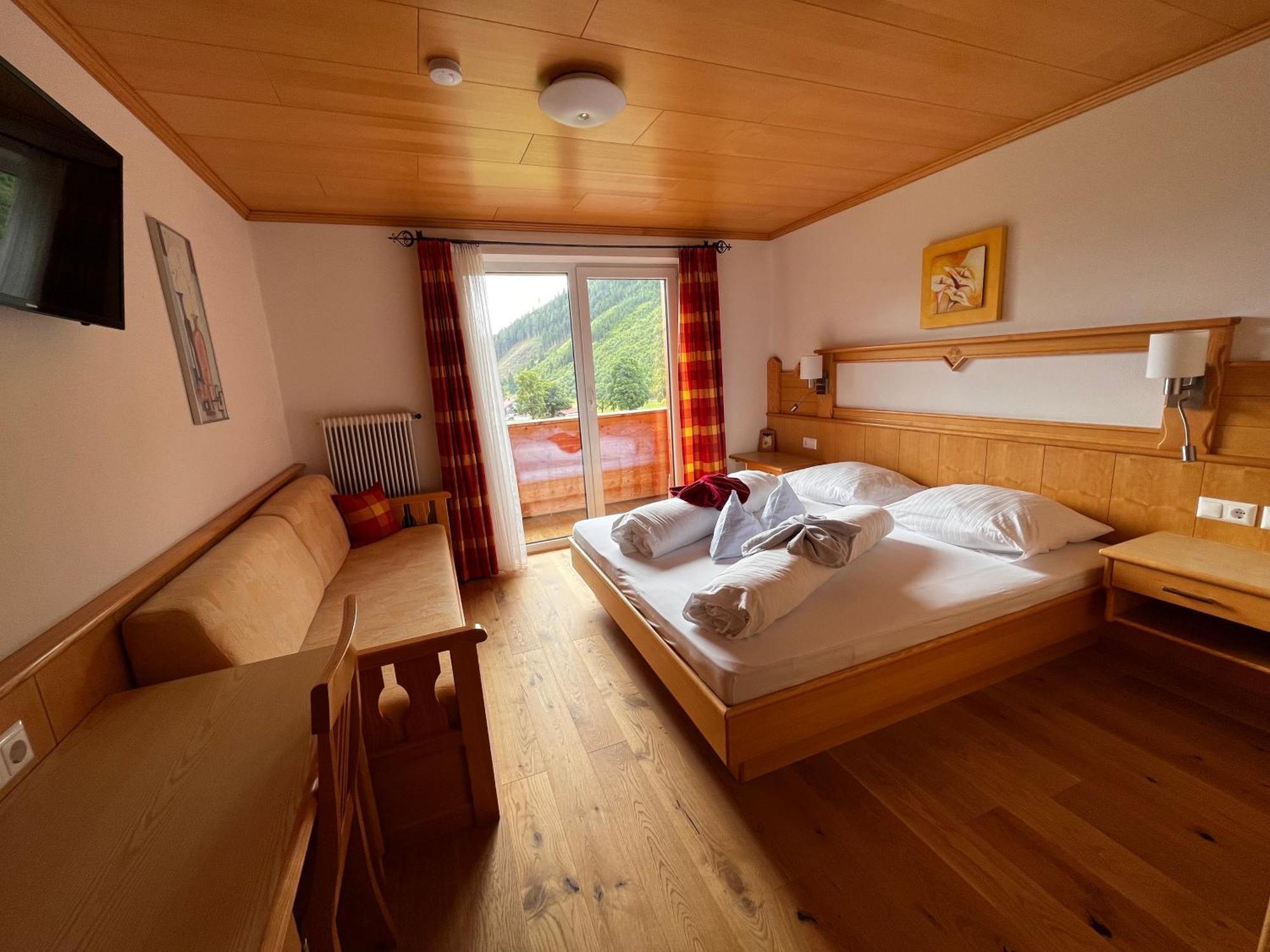 Montanara Apartment & Zimmer Ramsau am Dachstein Exterior foto